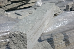 looduskivi035